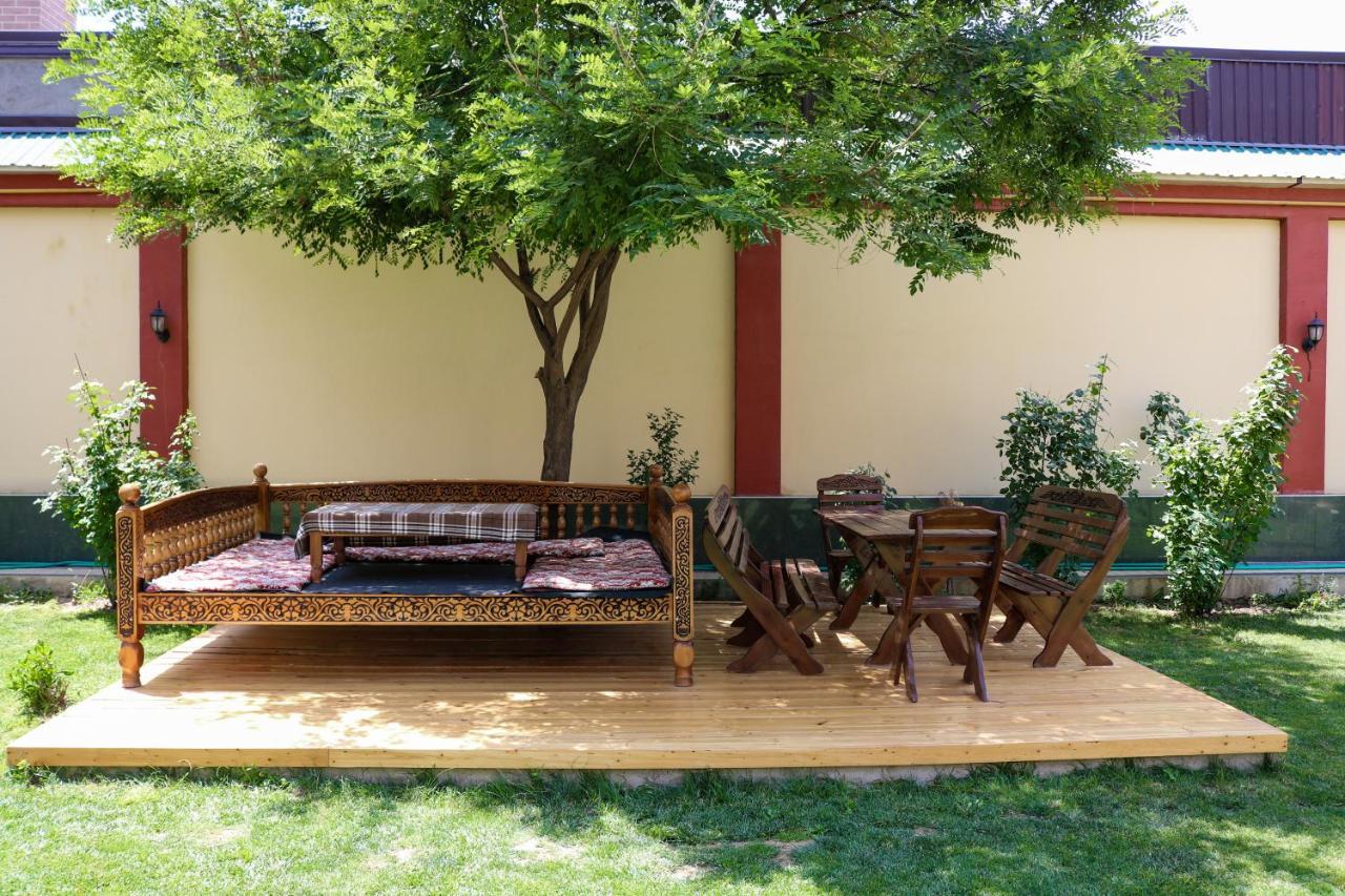 Chinor Garden Hotel - Free Airport Pick-Up And Drop-Off Taškent Exteriér fotografie