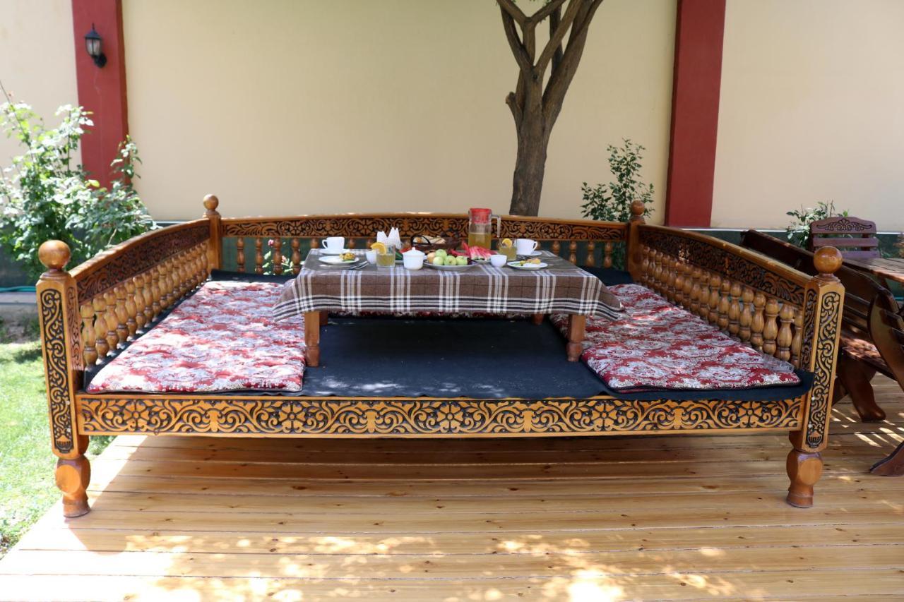 Chinor Garden Hotel - Free Airport Pick-Up And Drop-Off Taškent Exteriér fotografie