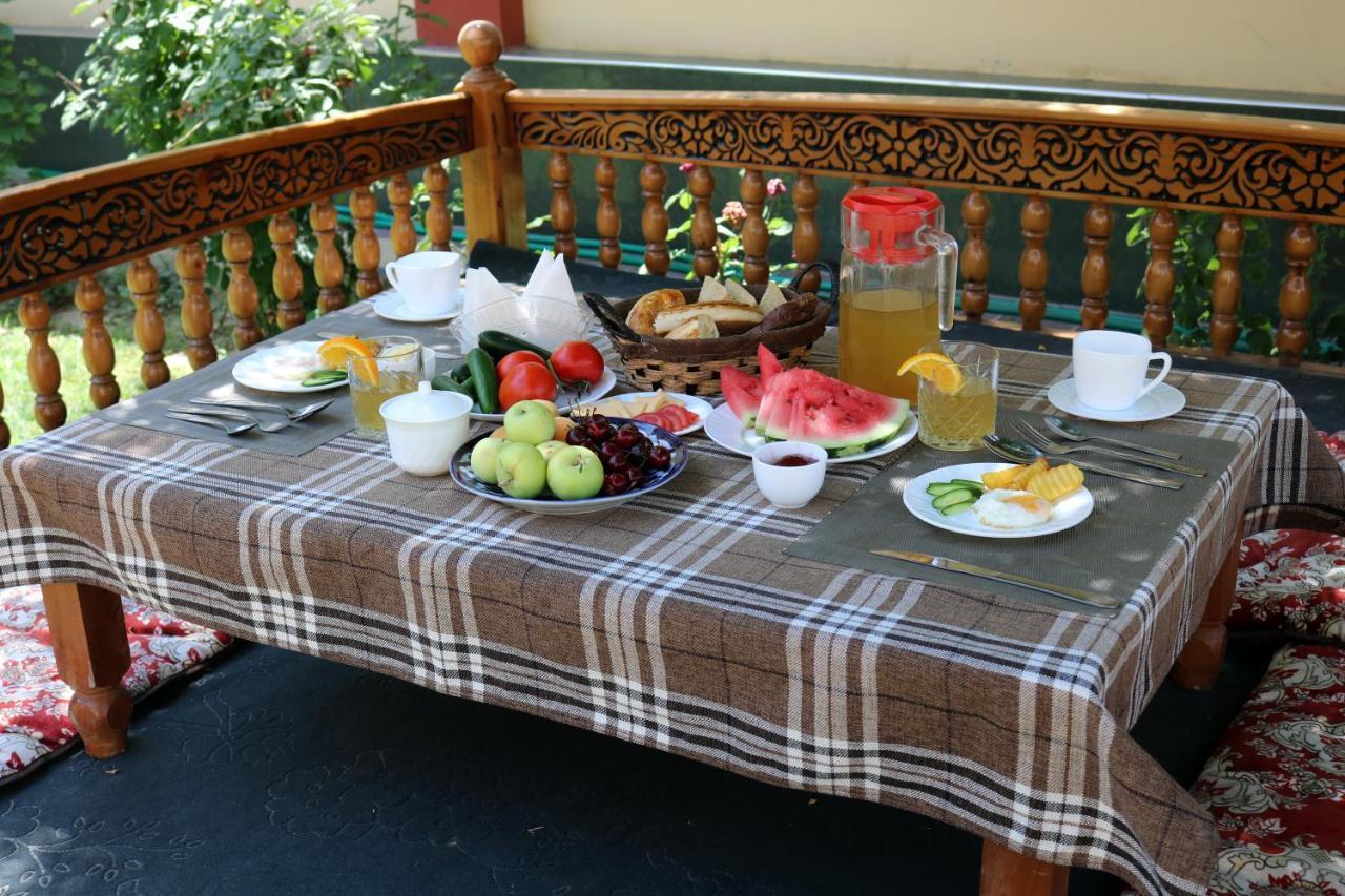Chinor Garden Hotel - Free Airport Pick-Up And Drop-Off Taškent Exteriér fotografie