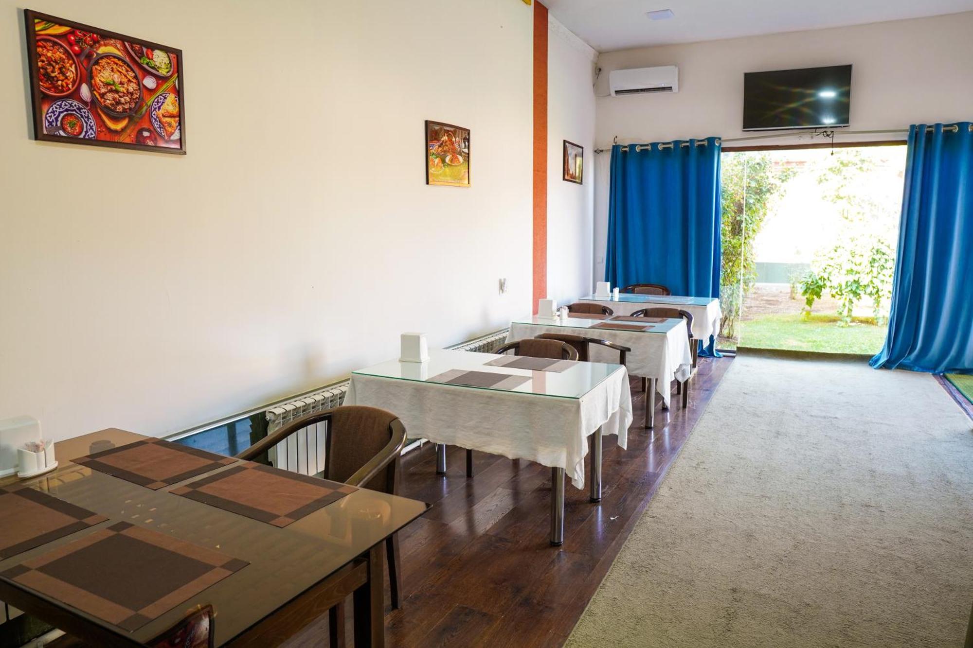 Chinor Garden Hotel - Free Airport Pick-Up And Drop-Off Taškent Exteriér fotografie