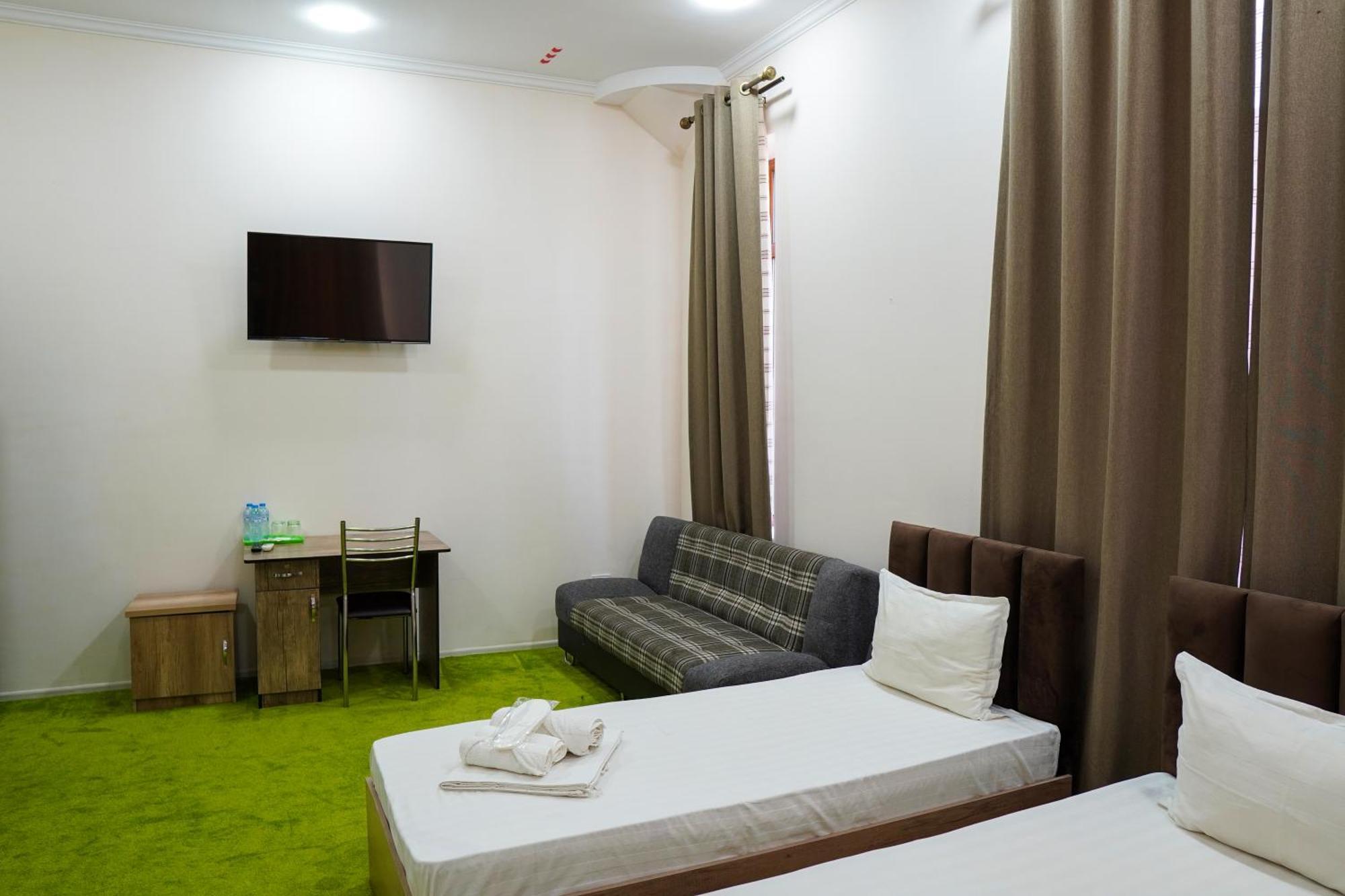 Chinor Garden Hotel - Free Airport Pick-Up And Drop-Off Taškent Exteriér fotografie